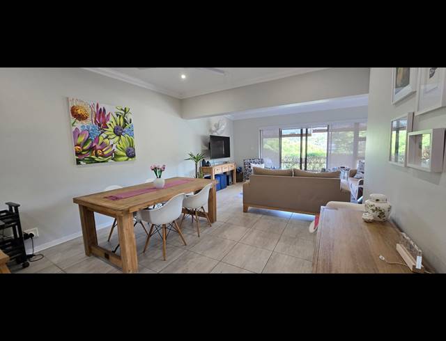 2 BEDROOM TOWNHOUSE FOR SALE IN SIMBITHI ECO ESTATE